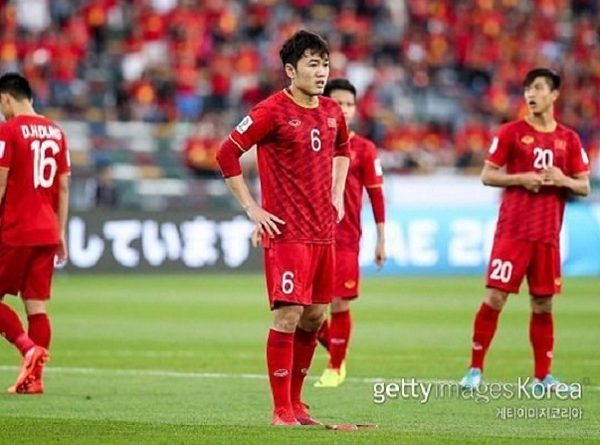 Báo Hàn phân tích gây sốt về tuyển Việt Nam sau trận thua Iraq