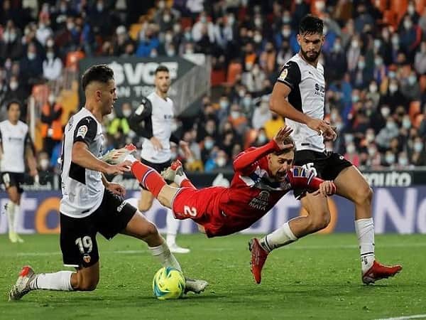 Nhận định Sevilla vs Valencia 19/10