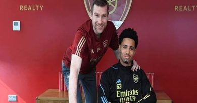 Tin Arsenal 29/3: Pháo thủ giữ chân thành công sao trẻ Nwaneri